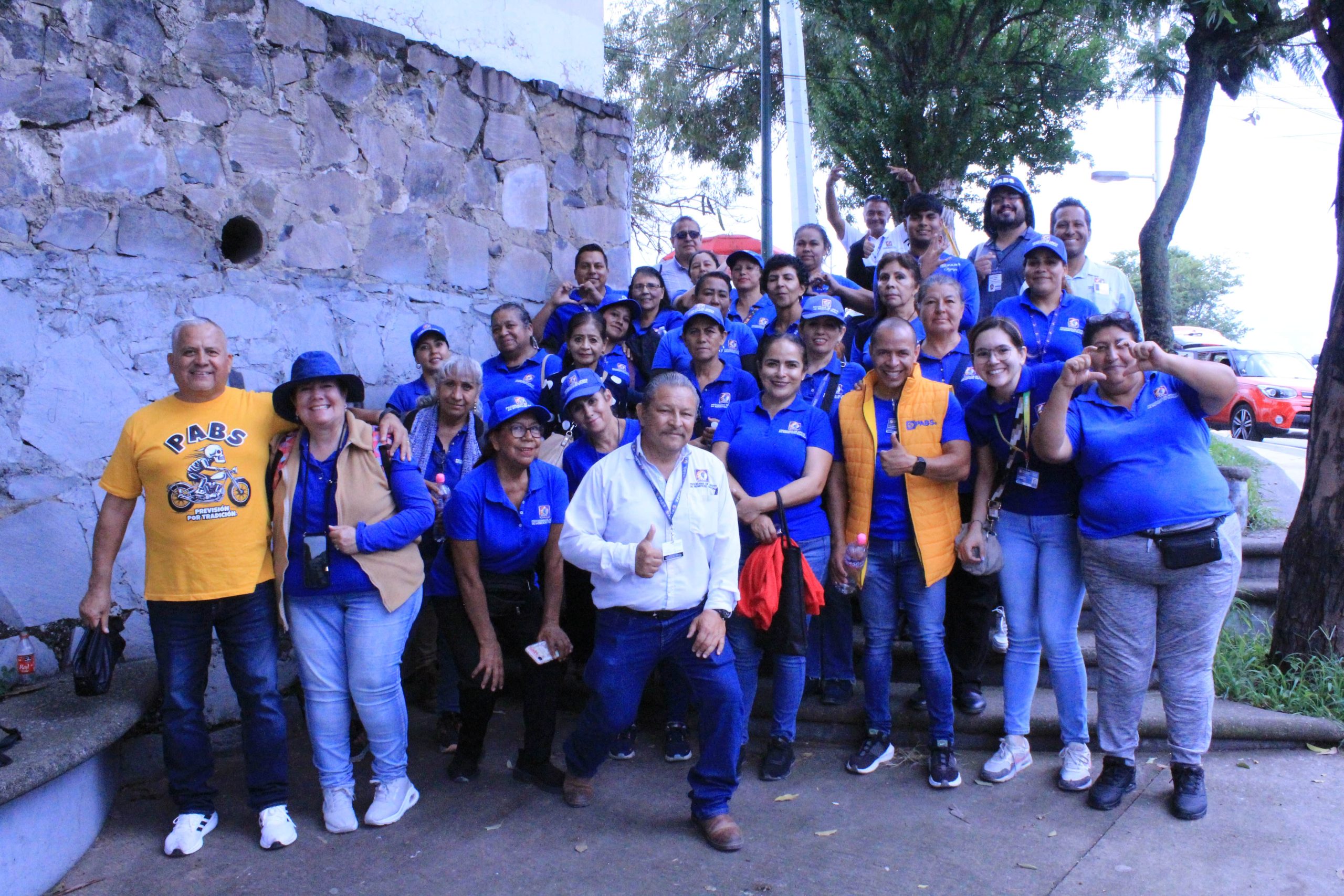 Fundación PABS entrega despensas en Zapopan